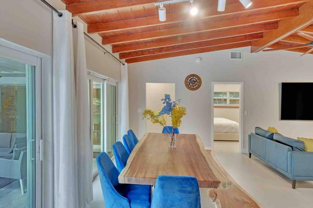 Rare Hidden Getaway Heated Pool 1.5 Acres! Sleeps 16 Βίλα Φορτ Λόντερντεϊλ Εξωτερικό φωτογραφία