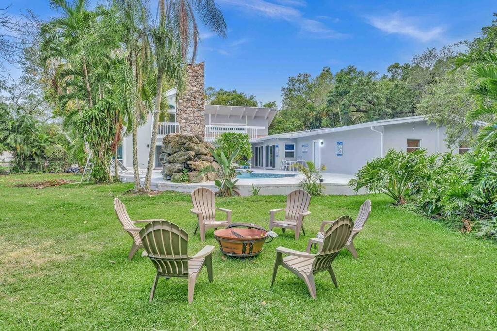 Rare Hidden Getaway Heated Pool 1.5 Acres! Sleeps 16 Βίλα Φορτ Λόντερντεϊλ Εξωτερικό φωτογραφία