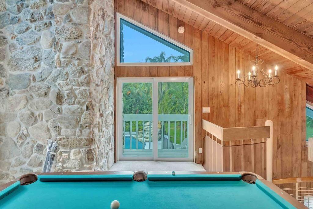 Rare Hidden Getaway Heated Pool 1.5 Acres! Sleeps 16 Βίλα Φορτ Λόντερντεϊλ Εξωτερικό φωτογραφία